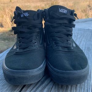 Vans Ward Hi Skate Shoes